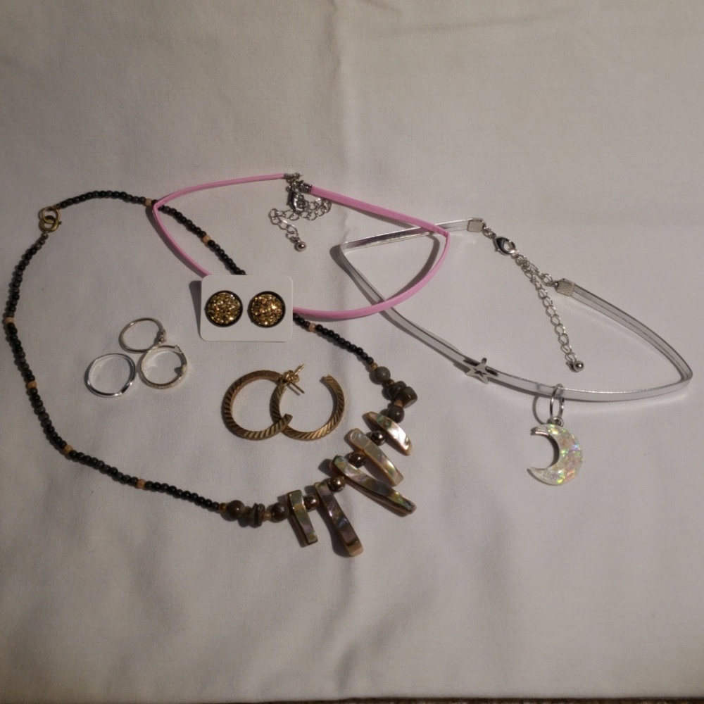 Assorted Jewelry